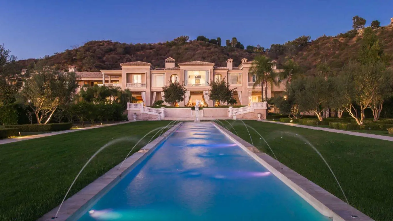 Palazzo di Amore — Mediterranean estate above Beverly Hills